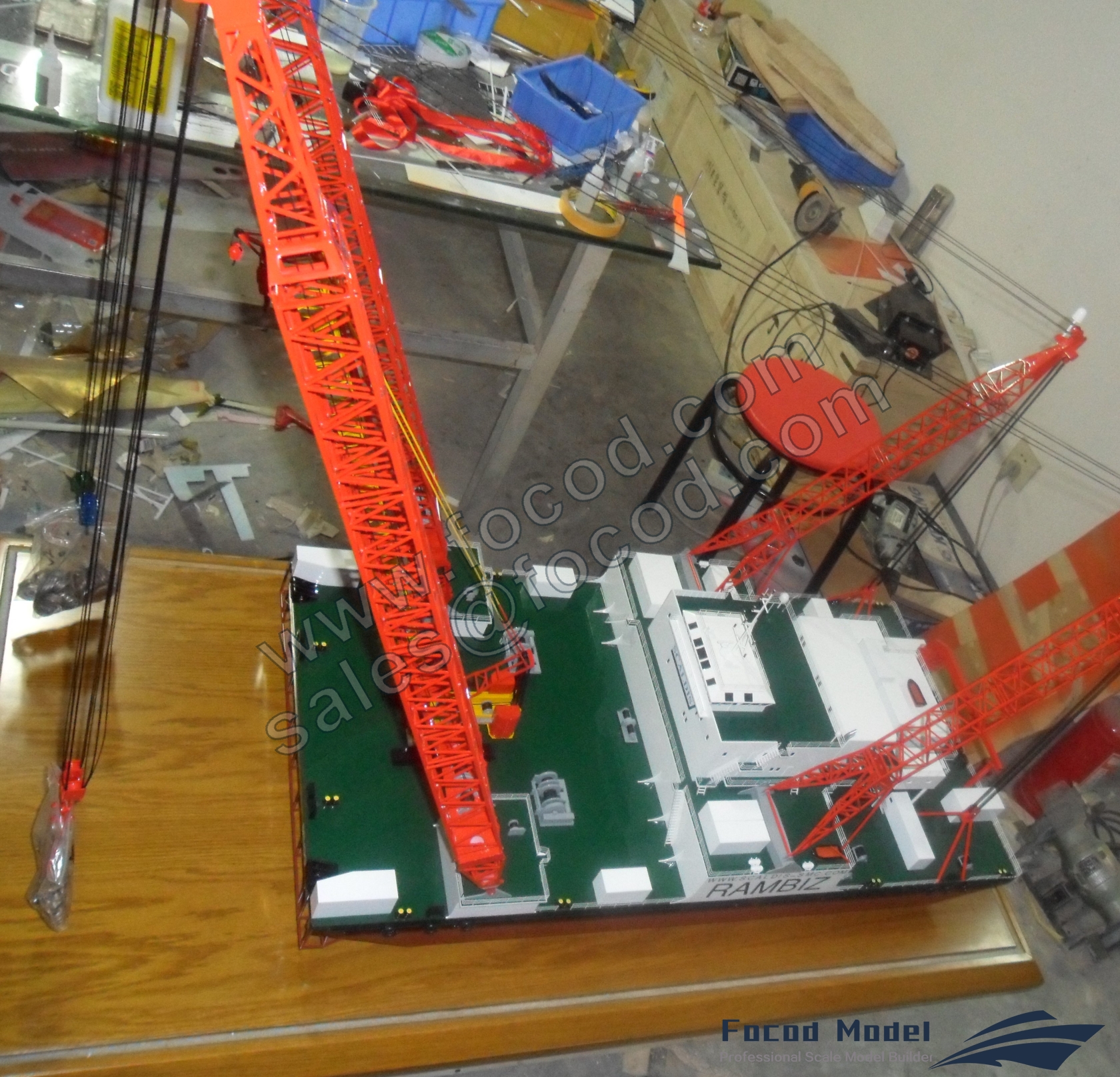 customized model of 85m Heavy Lift Vessel - Rambiz